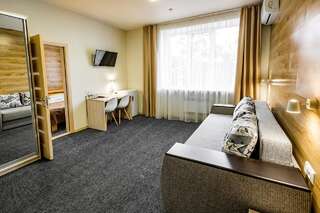 Отель Rooms Hotel Винница Люкс с кроватью размера «king-size»-3